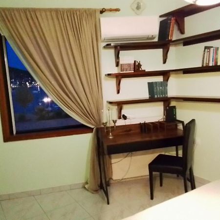 Liberty Porosview Apartement Ґалатас Екстер'єр фото